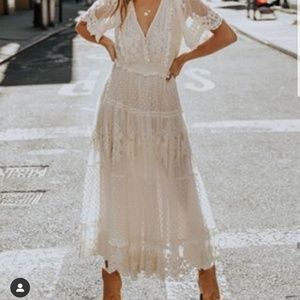 Roskiki Official Dress